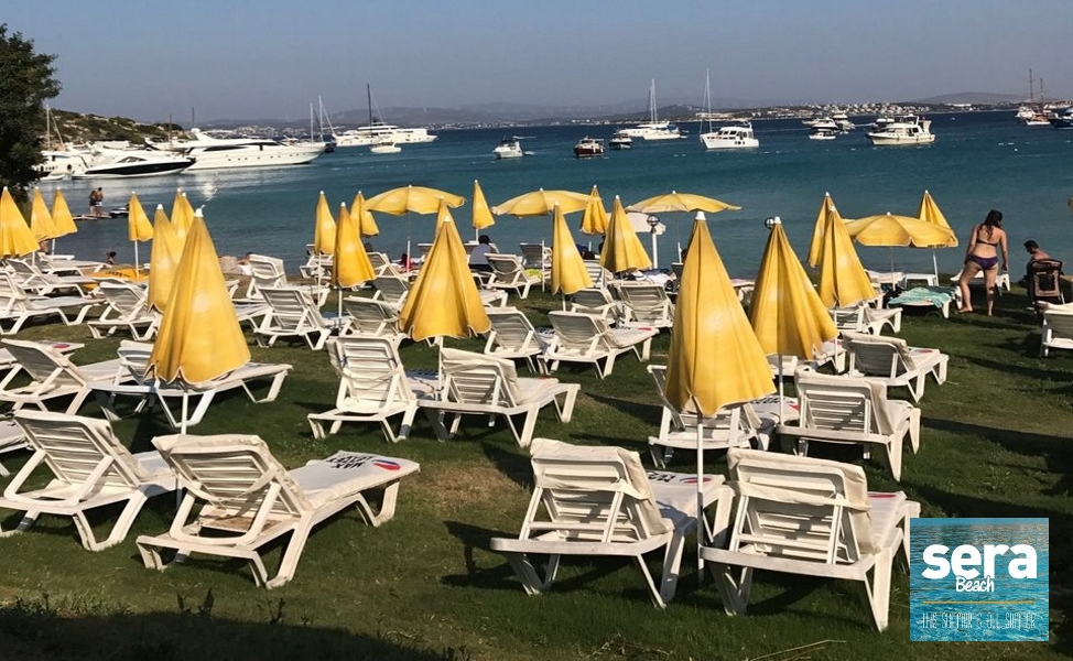 çeşme sera beach giriş ve içecek fırsatı