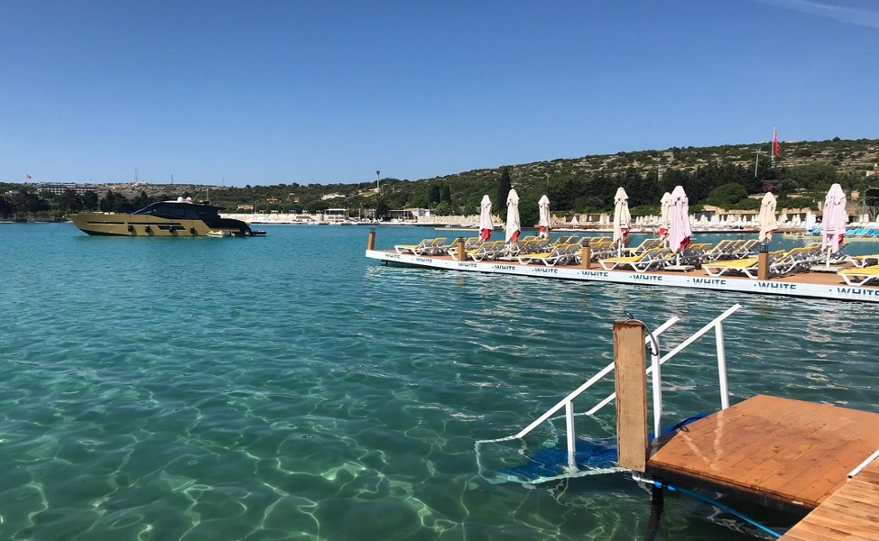 kafe pi beach club giriş bileti fırsatı