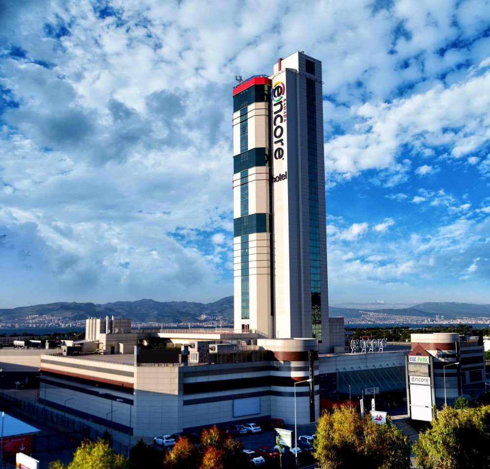 Ramada encore Hotel İzmir Konaklama