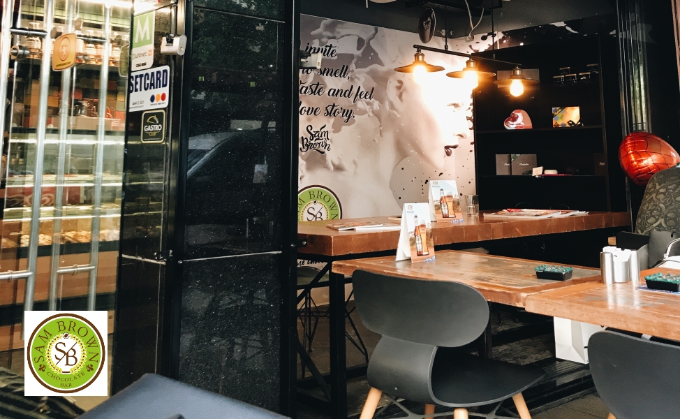 Alsancak Sam Brown Cafe Bar 2 Kişilik Çikolatalı Pizza ve Seçmeli Kahve Fırsatı
